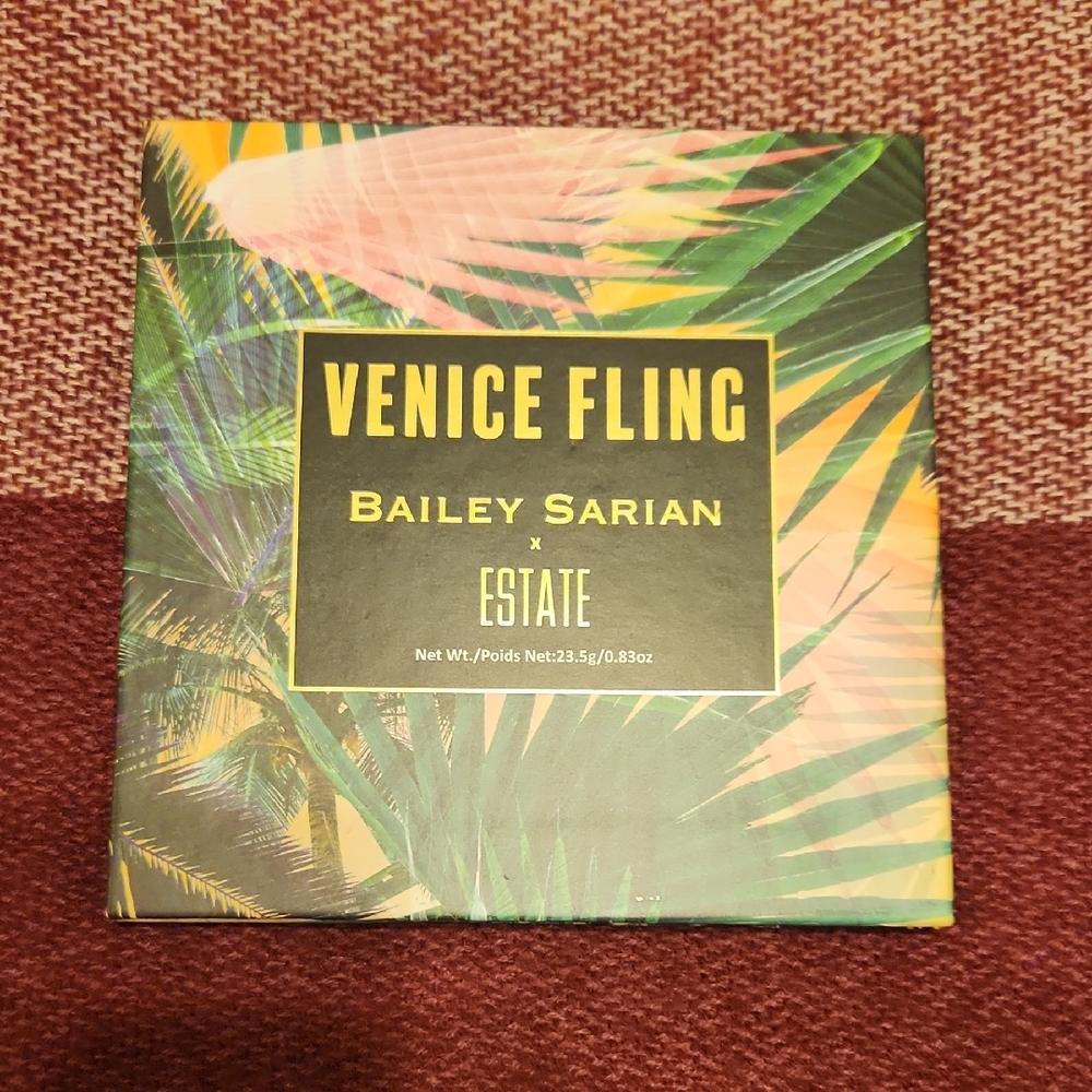 Estate Venice Fling Eyeshadow Palette - Green, Yellow, Pink